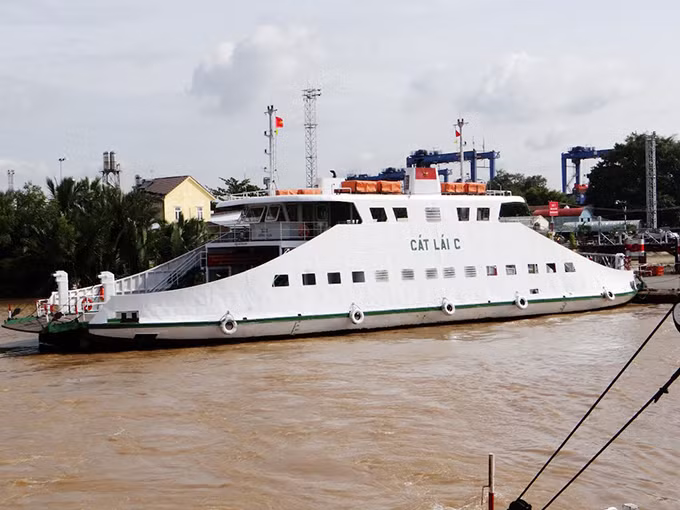 TP.HCM đề xuất xây dựng 2 cầu thay phà Cát Lái và phà Bình Khánh
