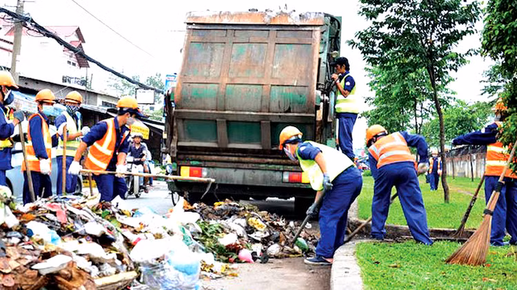 Theo UBND TP.HCM, đến nay, có hơn 20 nhà đầu tư quan tâm, đề xuất tham gia thực hiện Dự án Xử lý rác thải bằng công nghệ đốt rác phát điện. Ảnh: Đông Anh