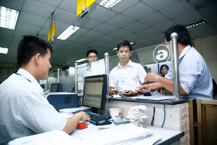 Dự kiến sửa Luật DN lần này sẽ bãi bỏ toàn bộ con dấu, bỏ yêu cầu DN công bố nội dung đăng ký kinh doanh... Ảnh: Lê Tiên