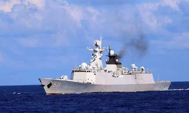 Một tàu chiến Trung Quốc tham gia diễn tập trái phép gần quần đảo Hoàng Sa của Việt Nam trong thời gian từ ngày 5 đến 11/7. Ảnh: Xinhua.