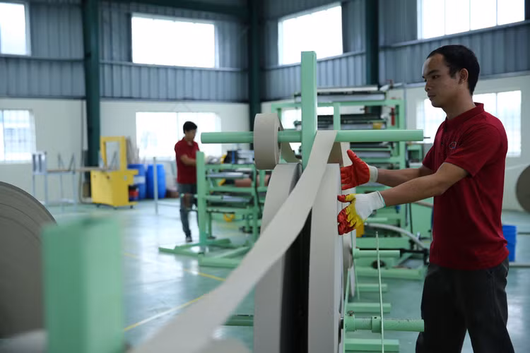 Có 24% mục tiêu cơ cấu lại nền kinh tế dự kiến hoàn thành, 32% mục tiêu có khả năng hoàn thành và 41% nhiệm vụ khó hoàn thành. Ảnh: Lê Tiên