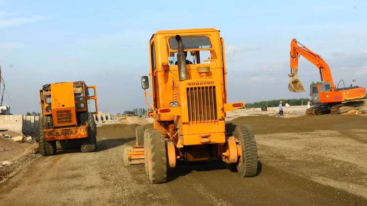 Điểm tin kế hoạch lựa chọn nhà thầu một số gói thầu lớn ngày 24/01