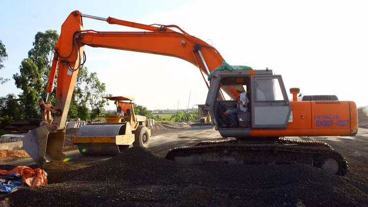 Điểm tin kế hoạch lựa chọn nhà thầu một số gói thầu lớn ngày 27/06