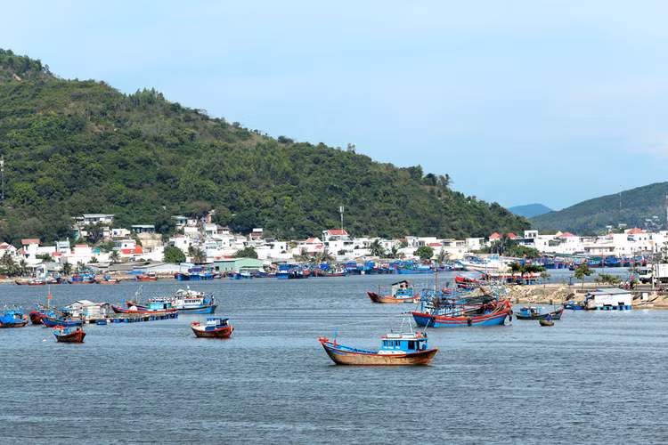 Để tạo thể chế vượt trội, Trưởng Đơn vị hành chính - kinh tế đặc biệt được phân cấp, phân quyền mạnh với nhiều quyền hạn. Ảnh: Lê Tiên