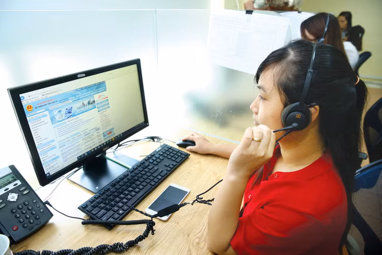 Với quy định mới tại Thông tư số 11/2019/TT-BKHĐT, rào cản đối với nhà thầu trong tiếp cận hồ sơ mời thầu được dỡ bỏ. Ảnh: Lê Tiên