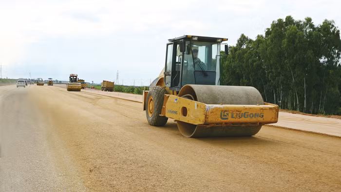 Vướng mắc khiến Dự án BOT Bắc Giang - Lạng Sơn bị đình trệ là do các cổ đông góp vốn thành lập doanh nghiệp dự án không hoàn thành các nghĩa vụ tài chính theo hợp đồng. Ảnh: Tường Lâm