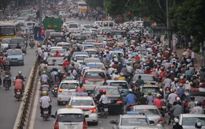 Hà Nội tiếp tục triển khai nhiều biện pháp giảm ùn tắc giao thông