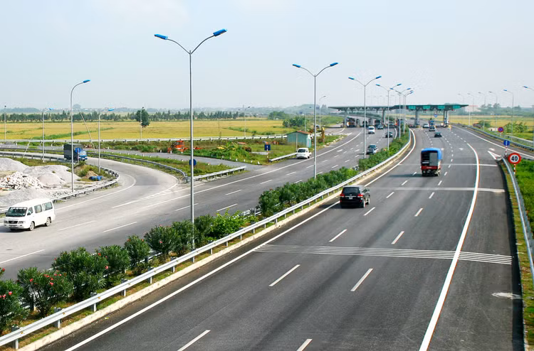 Nghị định 63/2018/NĐ-CP sẽ giải quyết nhiều vấn đề tại các dự án PPP như thiếu minh bạch thông tin dự án, chỉ định thầu phổ biến... Ảnh: Lê Tiên