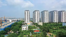 Bộ Tài chính đề nghị Bộ Xây dựng đánh giá diễn biến thị trường bất động sản và tình hình triển khai các dự án nhà ở xã hội, nhà ở cho thuê. Ảnh: Tiên Giang