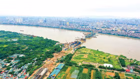 Nguồn lực nhà nước sẽ phát huy vai trò dẫn dắt, kích hoạt nguồn lực xã hội, nhất là đầu tư cho hạ tầng giao thông. Ảnh: Lê Tiên