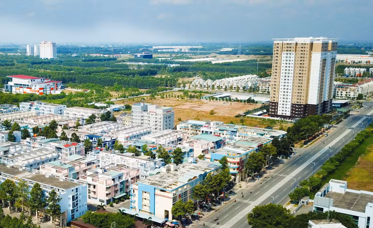 Sự chồng chéo, thiếu thống nhất của pháp luật nhà ở, đất đai, kinh doanh bất động sản làm giảm sức hấp dẫn của các dự án đầu tư có sử dụng đất. Ảnh: Tiên Giang