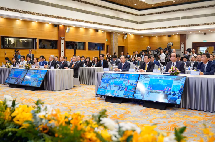 Thủ tướng Nguyễn Xuân Phúc, Chủ tịch ASEAN 2020 chủ trì Lễ công bố chính thức kết quả năm ASEAN 2020. - Ảnh: VGP
