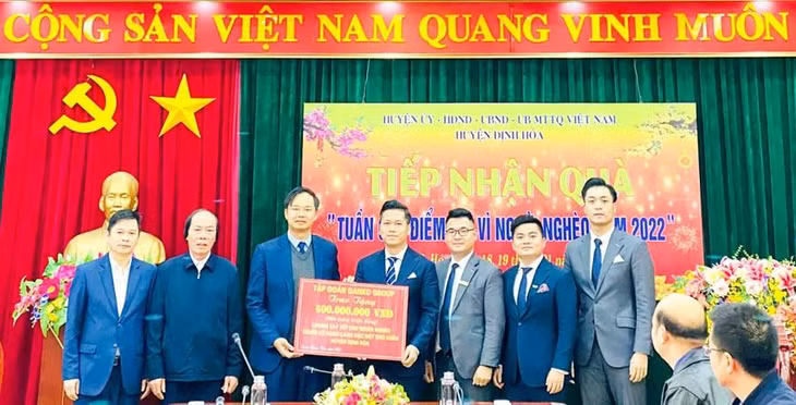 Danko Group trao tặng 400 triệu đồng quà Tết cho người nghèo huyện Định Hóa (Thái Nguyên)