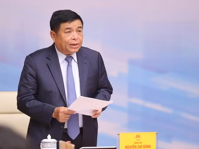 Bộ trưởng Bộ Kế hoạch và Đầu tư Nguyễn Chí Dũng phát biểu tại Hội nghị. Ảnh: VGP