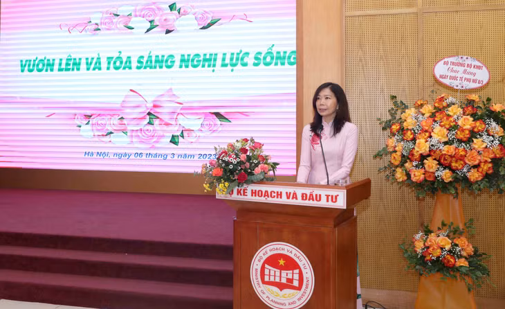 Bà Tamesis cho biết, Liên hợp quốc tại Việt Nam có 7 người phụ nữ khuyết tật làm việc và mong muốn sẽ tuyển thêm nhân viên khuyết tật trong thời gian tới