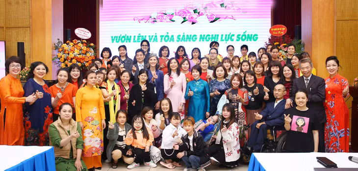 Chương trình truyền cảm hứng vươn lên cho 170 người khuyết tật thuộc 8 nhóm yếu thế do Bộ KH&amp;ĐT bảo trợ. Ảnh: Lê Tiên.