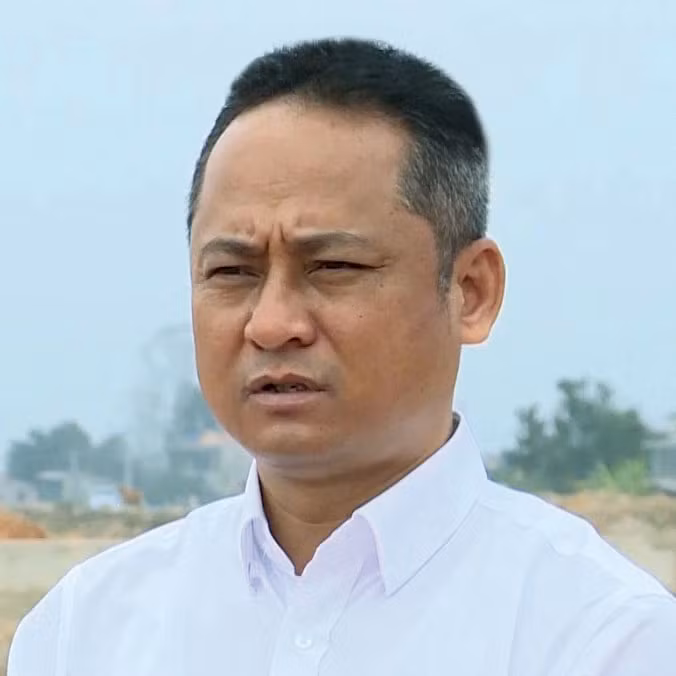 Ông Hoàng Sĩ Tuấn
