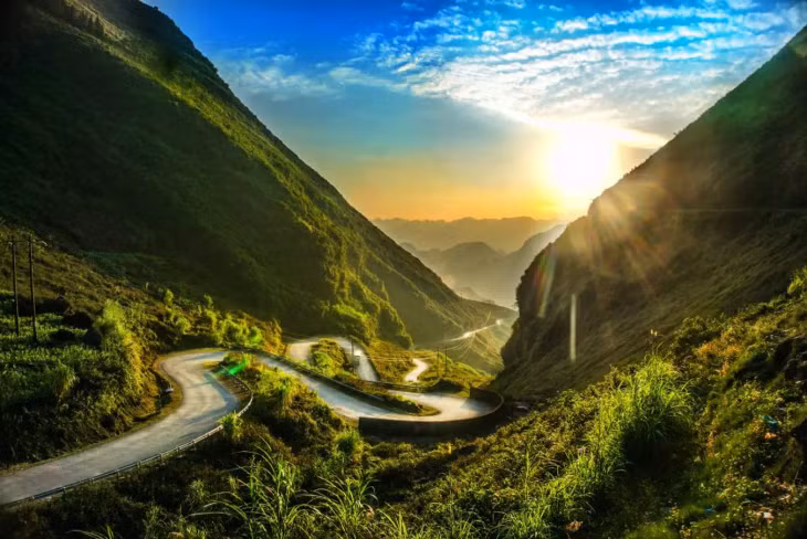 Tỉnh Hà Giang đặt mục tiêu phát triển du lịch trở thành ngành kinh tế mũi nhọn theo hướng chuyên nghiệp, chất lượng, hiệu quả, xanh và bền vững. Ảnh: Internet