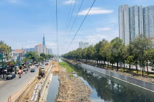 Để kéo tiến độ lên, thành phố sẽ rút ngắn thời gian xử lý thủ tục, tăng cường theo dõi, đôn đốc và siết chặt kỷ luật, kỷ cương trong giải ngân. Ảnh: Gia An