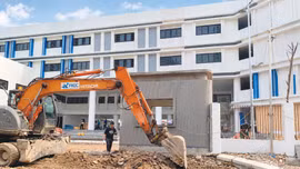 Chủ đầu tư, tư vấn đấu thầu cần phản hồi kịp thời khi tiếp nhận văn bản đề nghị làm rõ để tránh gây hệ lụy, làm ảnh hưởng đến tiến độ triển khai gói thầu dự án. Ảnh: Nhã Chi