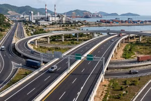 Đưa vào khai thác nút giao Trì Bình - Dung Quất trên cao tốc Đà Nẵng - Quảng Ngãi