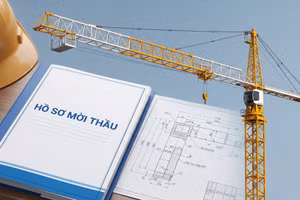 Sau điều chỉnh, tiêu chí "cần trục tháp ≥25 tấn" được loại khỏi danh mục thiết bị thi công, “khung xương nhôm” cũng không còn trong yêu cầu về vật liệu, vật tư, thiết bị trong HSMT. Ảnh minh họa - Ảnh AI