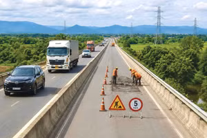Điểm tin kế hoạch lựa chọn nhà thầu một số gói thầu lớn ngày 14 - 16/8/2026