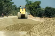 Nhiều xã, phường, đặc khu được giao quản lý những dự án lớn, trong đó có những dự án, gói thầu quy mô hàng trăm, thậm chí hàng nghìn tỷ đồng. Ảnh: Nhã Chi