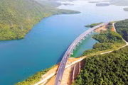 Để tạo nên lực lượng nhân sự xây dựng tương xứng với nhu cầu phát triển hạ tầng đất nước, rất cần giải pháp đồng bộ từ cả Nhà nước, nhà tuyển dụng và nhà trường. Ảnh: Lê Công
