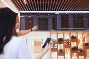 Dự án Luật sửa đổi, bổ sung một số điều của Luật Chứng khoán bổ sung cơ sở pháp lý và bảo đảm an toàn giao dịch điện tử trên thị trường chứng khoán. Ảnh: Tiên Giang