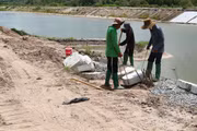 Tại nhiều gói thầu xây lắp, Công ty CP Tư vấn xây dựng Đạt Thành không có đối thủ cạnh tranh, hoặc đối thủ bị loại từ sớm. Ảnh minh họa: Phúc An