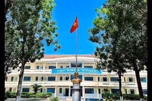 Ngày 16/10/2026, đấu giá cho thuê quyền khai thác mặt bằng tại Trường THPT Nguyễn Trung Trực 2 và Trường THPT chuyên Thủ Khoa Nghĩa