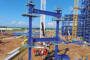 Lilama 69-1 hoạt động trong các lĩnh vực thi công, gia công chế tạo thiết bị, lắp đặt kết cấu thép, dịch vụ trung - đại tu, bảo dưỡng các nhà máy nhiệt điện, thủy điện, hóa chất và xi măng. Ảnh: Việt Cường
