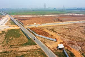 Nhiều dự án khu nhà ở, khu đô thị có nhiều nhà đầu tư tham dự nhưng thực tế không có tính cạnh tranh. Ảnh: Nhã Chi