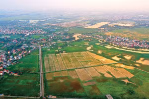 Hiện nay, quỹ đất do UBND cấp xã quản lý có quy mô lớn nhưng chưa được khai thác hiệu quả. Ảnh: Lê Tiên