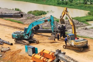 Dự thảo Luật Ngân sách nhà nước (hợp nhất) bổ sung quy định về đánh giá hiệu quả đầu tư công xuyên suốt từ khâu lập, thẩm định, quyết định, phân bổ vốn đến vận hành, khai thác. Ảnh: Lê Gia Khoa 