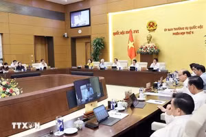 Phiên họp thứ 6 của Ủy ban Thường vụ Quốc hội xem xét, thông qua dự thảo Nghị quyết về Chương trình lập pháp năm 2027, chiều 21/9/2026. (Ảnh: Doãn Tấn/TTXVN)