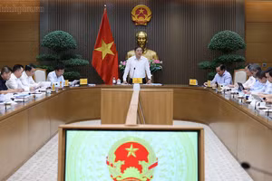 Phó Thủ tướng Thường trực Phạm Gia Túc chủ trì họp về tháo gỡ vướng mắc thanh toán một số dự án BT tại Khu đô thị mới Thủ Thiêm (TPHCM) - Ảnh: chinhphu.vn/Phương Nguyên