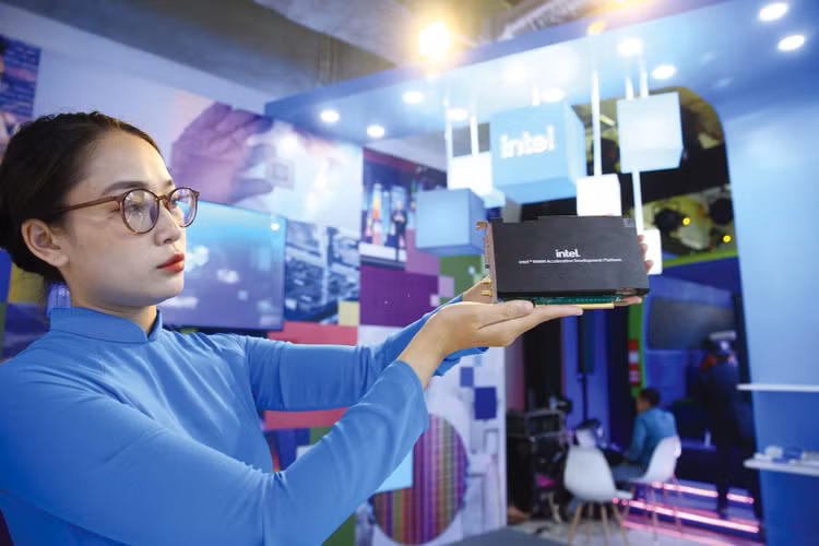 Một số nhà đầu tư lớn đang có kế hoạch mở rộng đầu tư tại Việt Nam. Ảnh: Lê Tiên