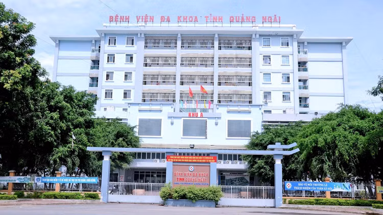 Gói thầu cung cấp lắp đặt thiết bị y tế cho các bệnh viện như: Bệnh viện đa khoa tỉnh Quảng Ngãi, Bệnh viện Sản Nhi tỉnh Quảng Ngãi, Trung tâm Y tế huyện Bình Sơn...