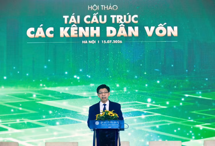 Tổng biên tập Báo Tài chính - Đầu tư Phạm Văn Hoành phát biểu khai mạc Hội nghị