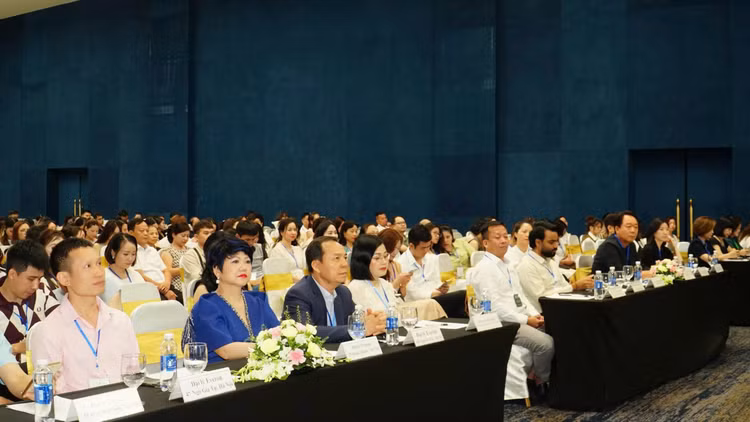 Bộ sưu tập "Những mảnh êm" của Everpia thu hút sự quan tâm của nhiều nhà phân phối lớn