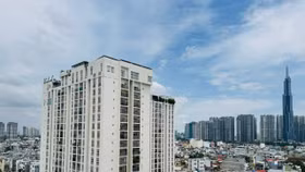 Sau khi thực hiện sắp xếp đơn vị hành chính, lực lượng công an trên địa bàn Thành phố có nhu cầu khoảng 15.000 căn nhà ở, trong khi lực lượng quân đội có nhu cầu khoảng 10.000 căn. Ảnh: Gia An