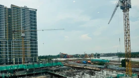 Nguồn cung năm 2026 có thể tăng mạnh trở lại, khi hàng loạt dự án tồn đọng được “cởi trói”, đồng thời thanh khoản thị trường đang phục hồi theo hướng thực chất hơn, gắn với nhu cầu ở thực thay vì đầu cơ ngắn hạn. Ảnh: An Nhiên