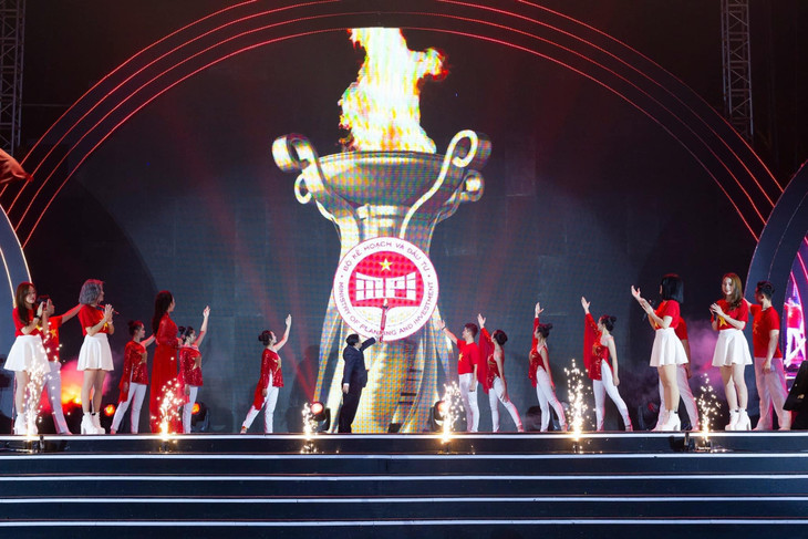 Năm 2019, Bộ trưởng phát động tinh thần Tự hào Việt Nam và Chương trình Vì sự phát triển cộng đồng