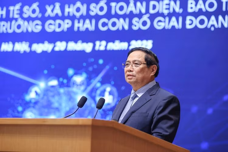 Thủ tướng Phạm Minh Chính phát biểu khai mạc Diễn đàn quốc gia về phát triển kinh tế số và xã hội số lần thứ 3 - Ảnh: VGP/Nhật Bắc.