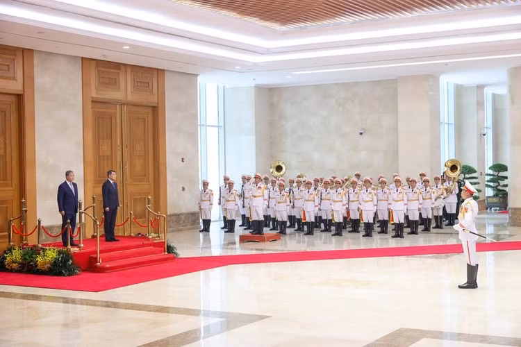 Lễ đón Thủ tướng Campuchia Hun Manet thăm chính thức Việt Nam và tham dự Diễn đàn Tương lai ASEAN lần thứ ba - Ảnh: VGP/Nhật Bắc