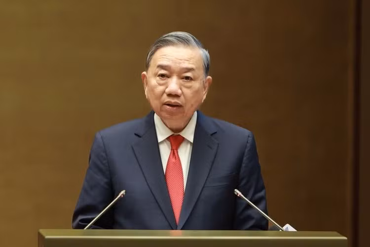 Tổng Bí thư Tô Lâm phát biểu tại Hội nghị toàn quốc nghiên cứu, học tập, quán triệt và triển khai thực hiện Nghị quyết Đại hội XIV của Đảng - Ảnh: VGP/Nhật Bắc