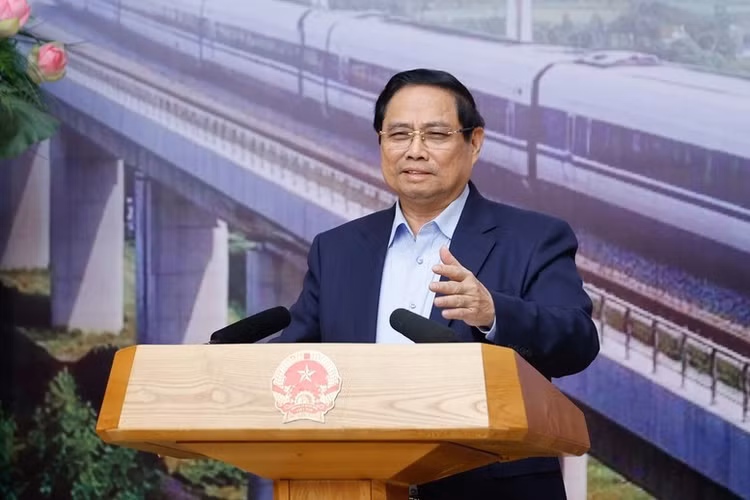 Thủ tướng yêu cầu các cơ quan chủ quản, ban quản lý dự án, các đơn vị tư vấn, các nhà thầu và nhất là các thành viên Ban Chỉ đạo cần tiếp tục nỗ lực, cố gắng, nâng cao tinh thần trách nhiệm trong triển khai các nhiệm vụ được giao - Ảnh: VGP/Nhật Bắc