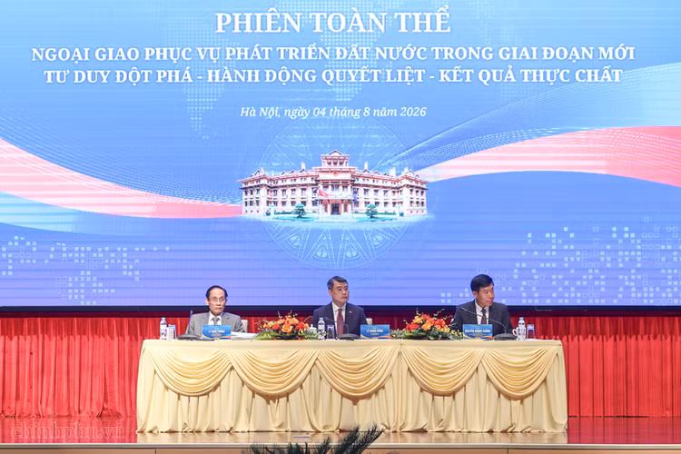 Phiên toàn thể Hội nghị Ngoại giao lần thứ 33 - Ảnh: VGP/Nhật Bắc